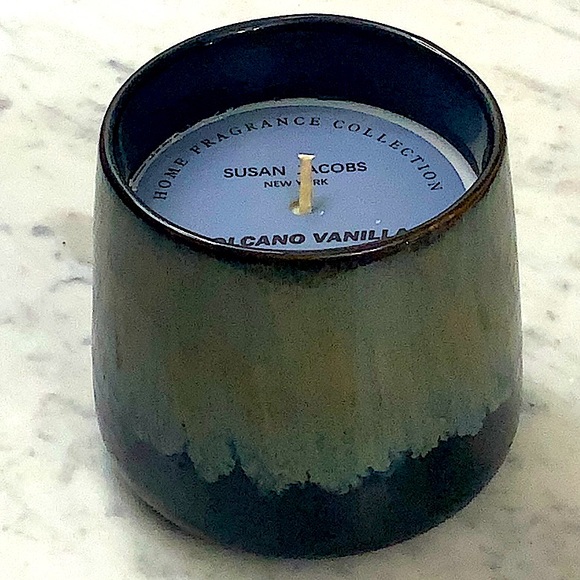 SUSAN JACOBS NEW YORK CANDLE VOLCANO VANILLA NEW 1 WICK POTTERY - Picture 2 of 4